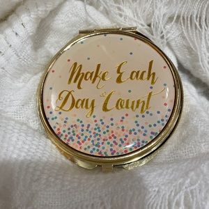 Charming Charlie Vintage folding dual mirror for your makeup touch ups EUC